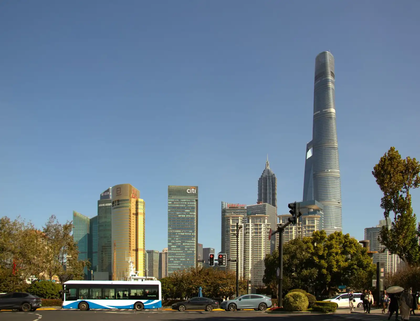 工控机箱钣金加工工艺对设备EMC性能的影响分析